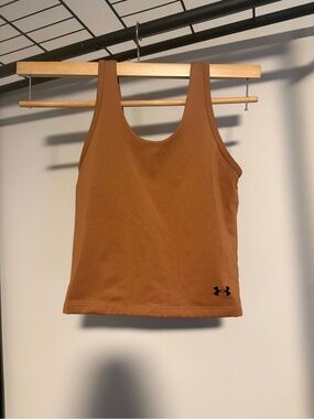 Under Armour Women's Rust Tank Top - Scoop Neck Athletic Crop